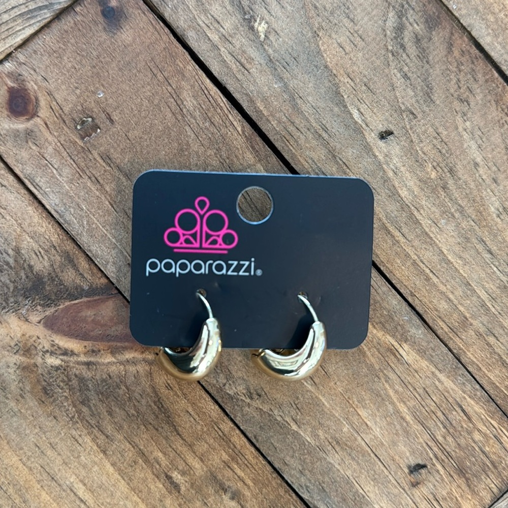 Gold Paparazzi Earrings